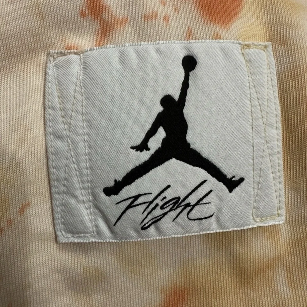Jordan Men's Orange and Cream Tie-Dye Tee